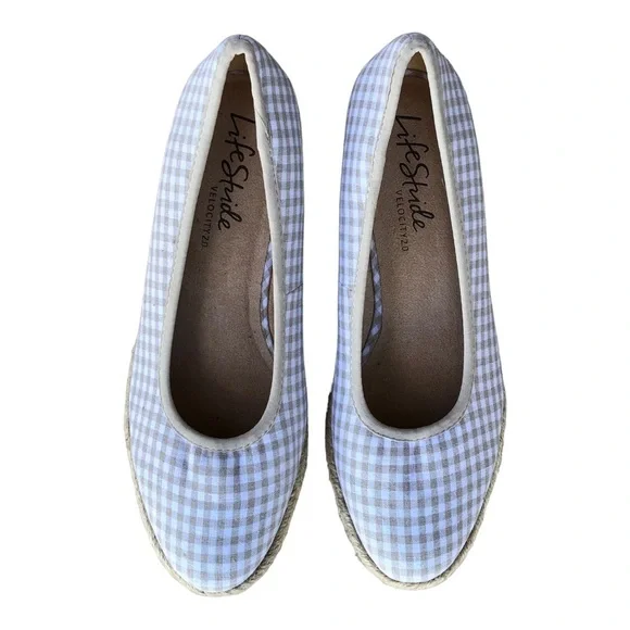 LifeStride Expadrille Wedge Heels Cork Closed Toe Canvas‎ Beige Size 9W. - Picture 9 of 13